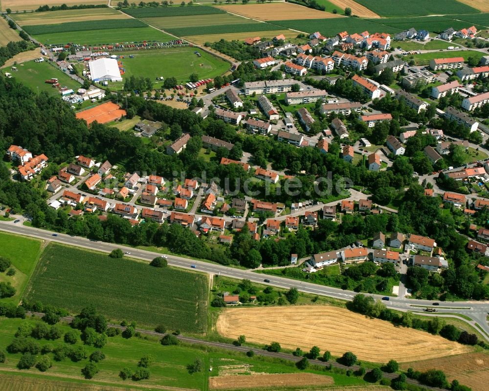 Luftaufnahme Manzen - Wohngebiet einer Einfamilienhaus- Siedlung in Manzen im Bundesland Baden-Württemberg, Deutschland