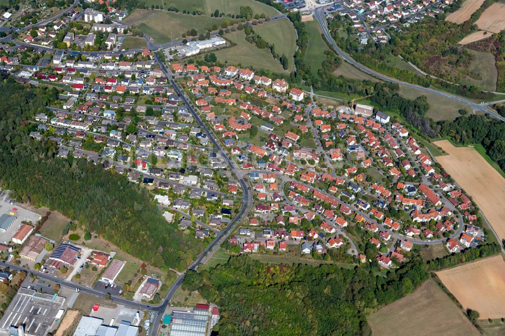 Luftaufnahme Marktheidenfeld - Wohngebiet einer Einfamilienhaus- Siedlung in Marktheidenfeld im Bundesland Bayern, Deutschland