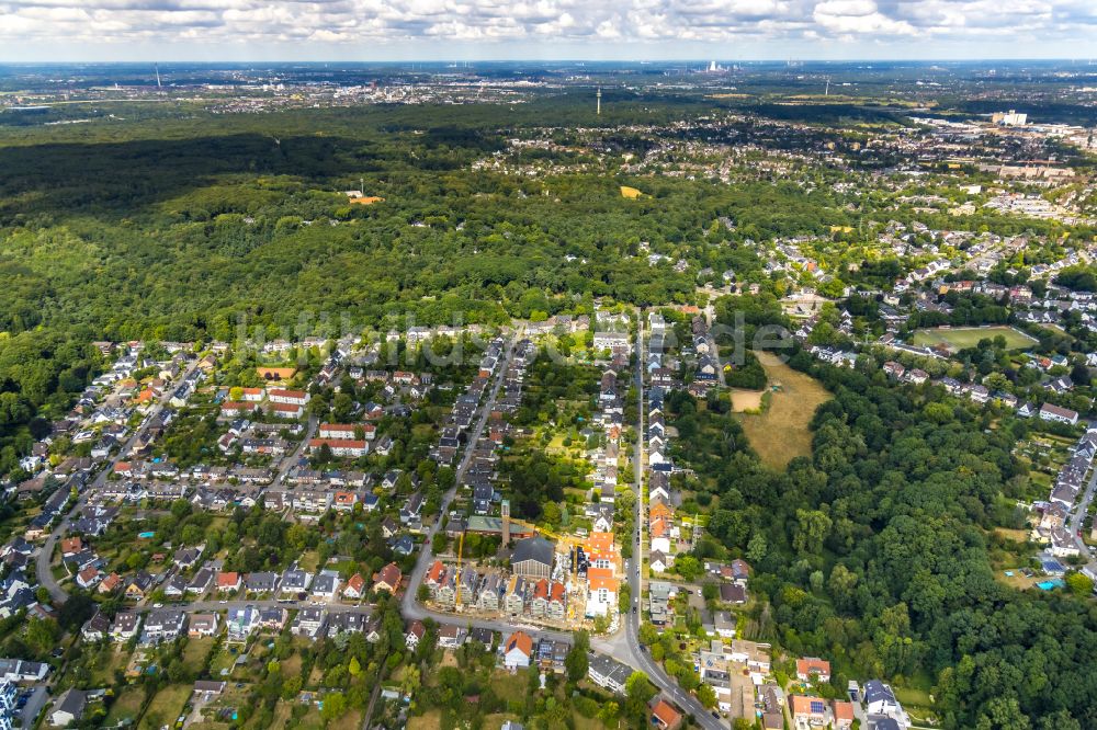 Luftbild Mülheim an der Ruhr - Wohngebiet einer Einfamilienhaus- Siedlung in Mülheim an der Ruhr im Bundesland Nordrhein-Westfalen, Deutschland