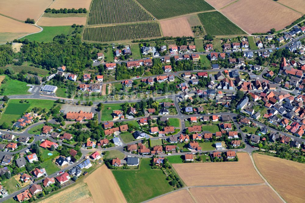 Oberleinach von oben - Wohngebiet einer Einfamilienhaus- Siedlung in Oberleinach im Bundesland Bayern, Deutschland