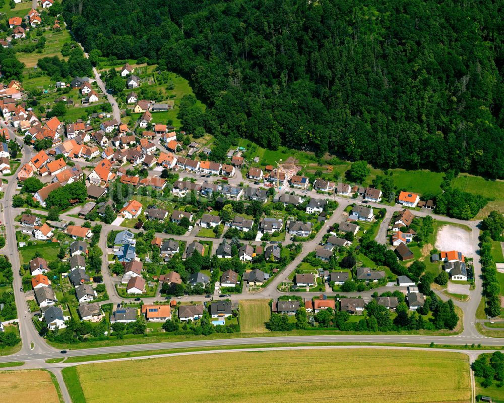 Luftaufnahme Oberndorf - Wohngebiet einer Einfamilienhaus- Siedlung in Oberndorf im Bundesland Baden-Württemberg, Deutschland