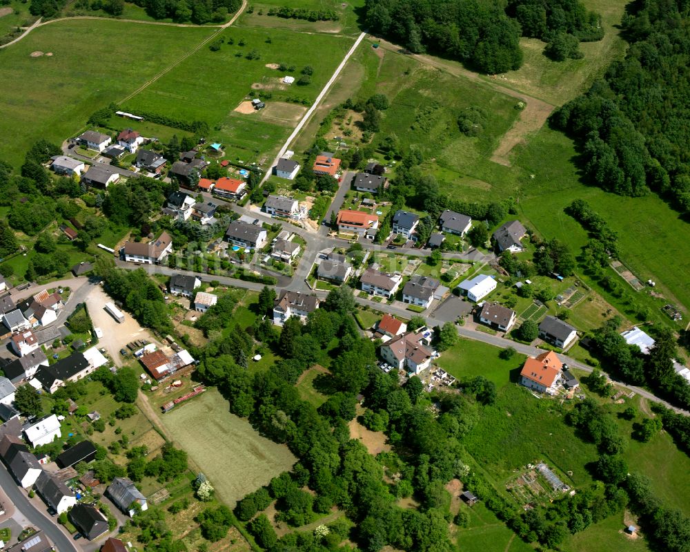 Luftaufnahme Oberroßbach - Wohngebiet einer Einfamilienhaus- Siedlung in Oberroßbach im Bundesland Hessen, Deutschland