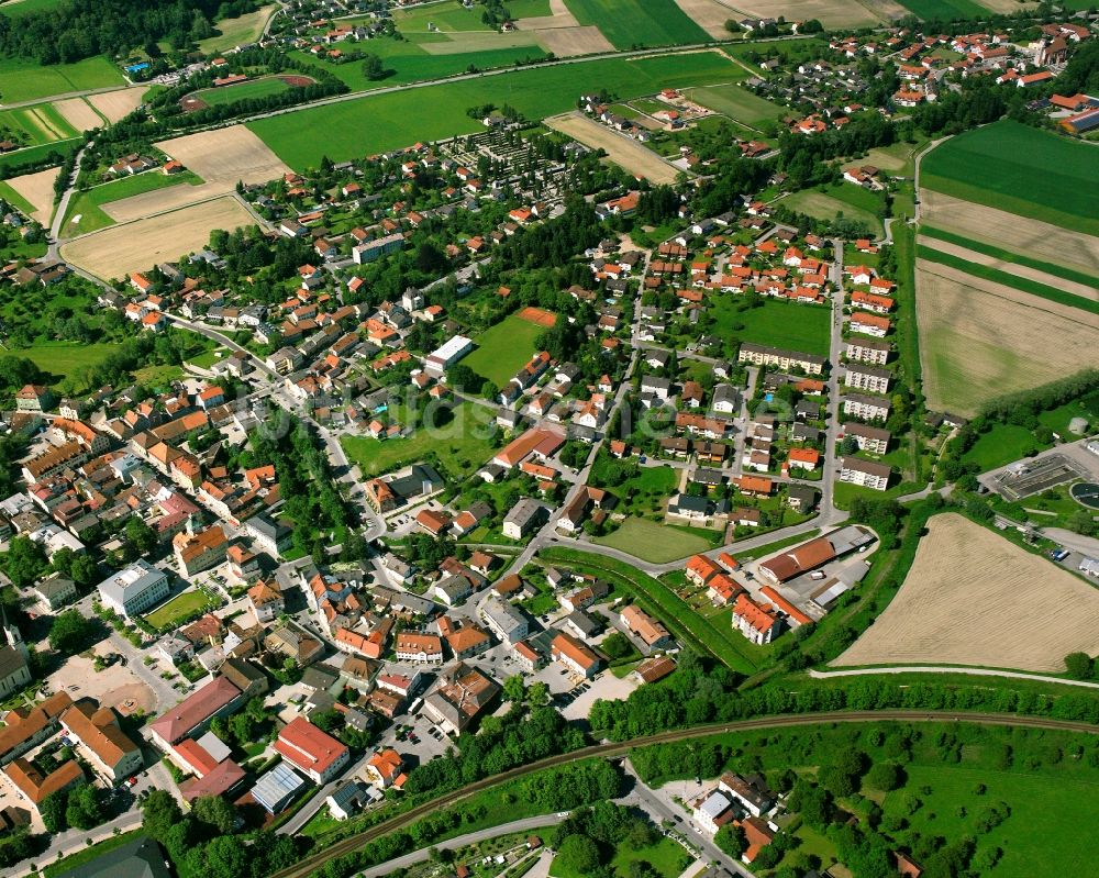 Luftaufnahme Obersimbach - Wohngebiet einer Einfamilienhaus- Siedlung in Obersimbach im Bundesland Bayern, Deutschland