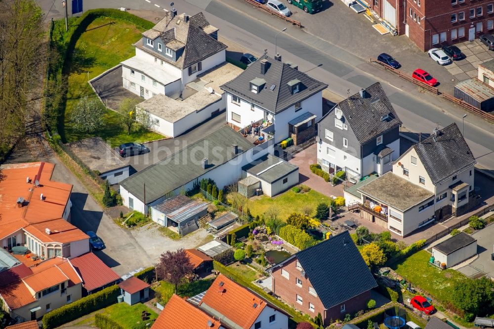 Netphen aus der Vogelperspektive: Wohngebiet einer Einfamilienhaus- Siedlung im Ortsteil Dreis-Tiefenbach in Netphen im Bundesland Nordrhein-Westfalen, Deutschland