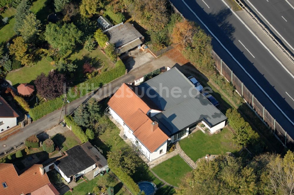 Berlin von oben - Wohngebiet einer Einfamilienhaus- Siedlung im Ortsteil Karow in Berlin, Deutschland