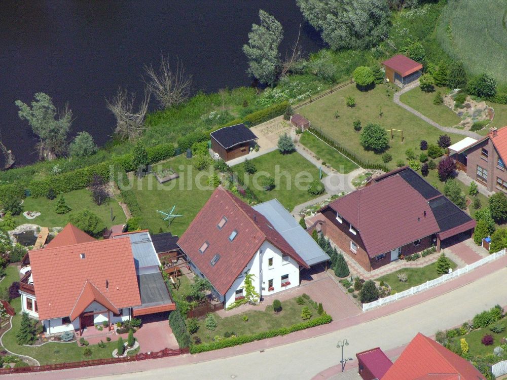 Luftbild Burg Stargard - Wohngebiet einer Einfamilienhaus- Siedlung im Ortsteil Quastenberg in Burg Stargard im Bundesland Mecklenburg-Vorpommern, Deutschland