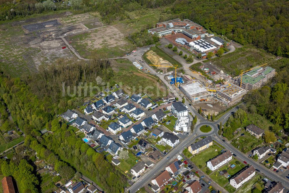 Luftaufnahme Bergkamen - Wohngebiet einer Einfamilienhaus- Siedlung im Ortsteil Weddinghofen in Bergkamen im Bundesland Nordrhein-Westfalen, Deutschland