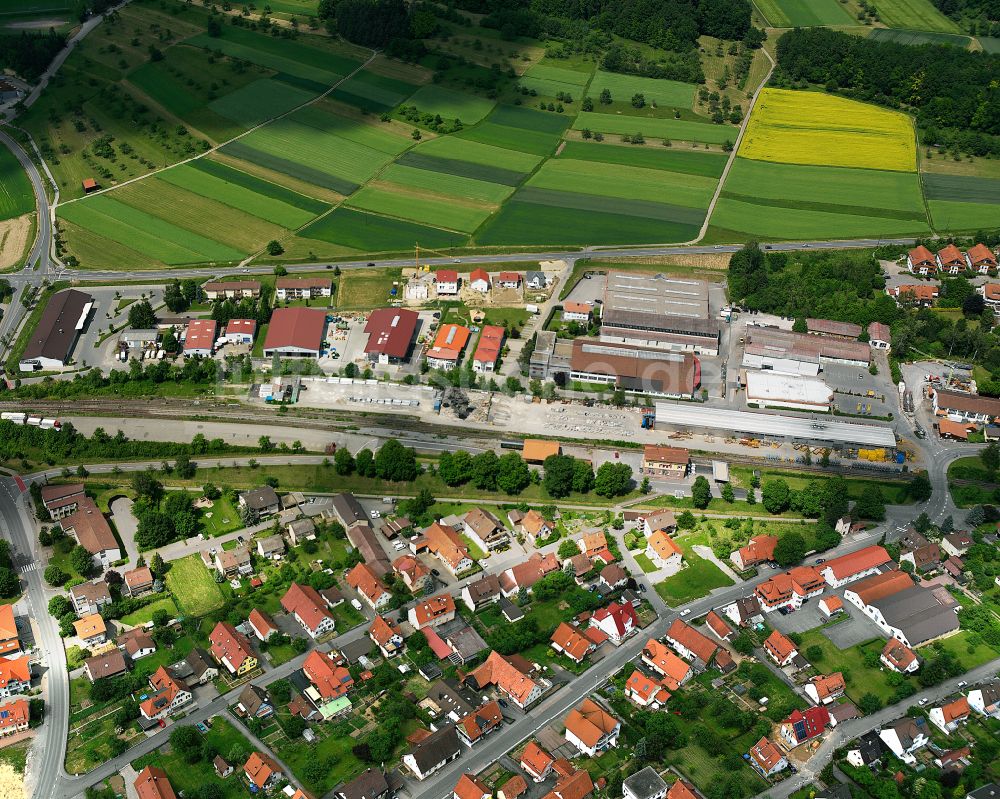 Ottenbronn aus der Vogelperspektive: Wohngebiet einer Einfamilienhaus- Siedlung in Ottenbronn im Bundesland Baden-Württemberg, Deutschland