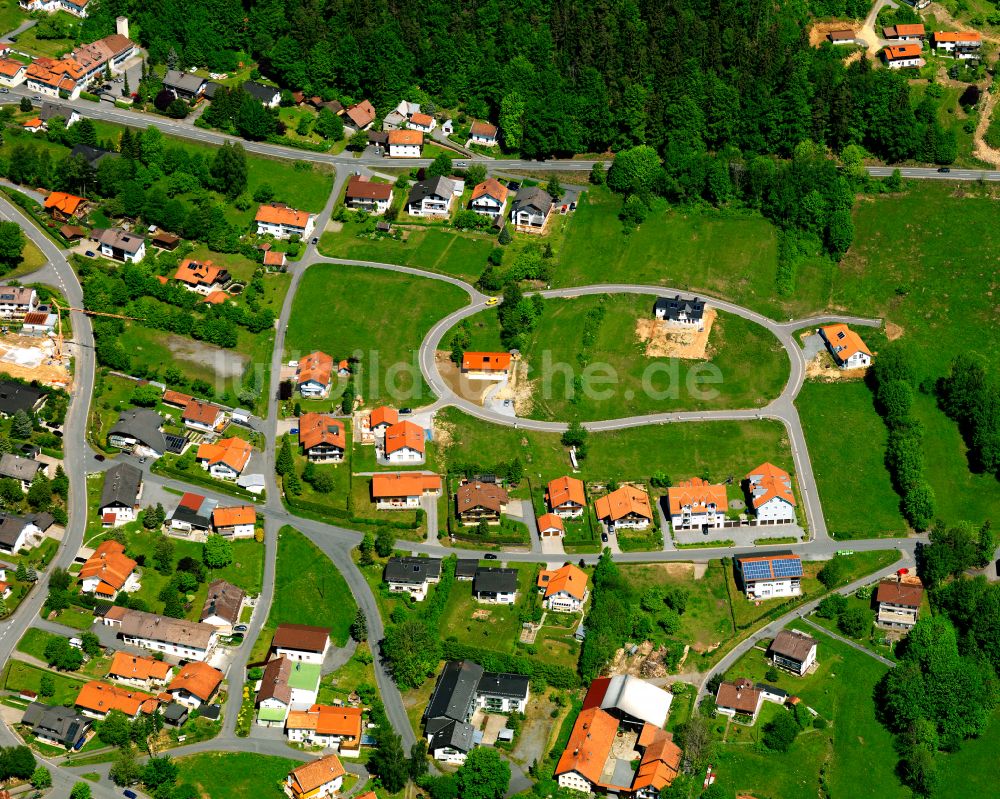 Luftaufnahme Palmberg - Wohngebiet einer Einfamilienhaus- Siedlung in Palmberg im Bundesland Bayern, Deutschland