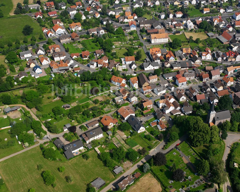 Rainrod von oben - Wohngebiet einer Einfamilienhaus- Siedlung in Rainrod im Bundesland Hessen, Deutschland