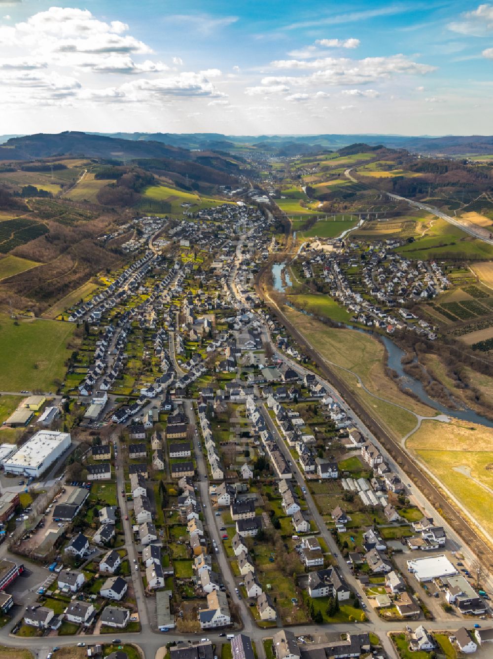 Ramsbeck von oben - Wohngebiet einer Einfamilienhaus- Siedlung in Ramsbeck im Bundesland Nordrhein-Westfalen, Deutschland