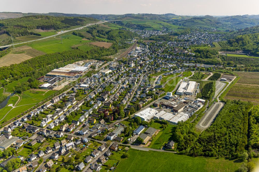 Ramsbeck von oben - Wohngebiet einer Einfamilienhaus- Siedlung in Ramsbeck im Bundesland Nordrhein-Westfalen, Deutschland