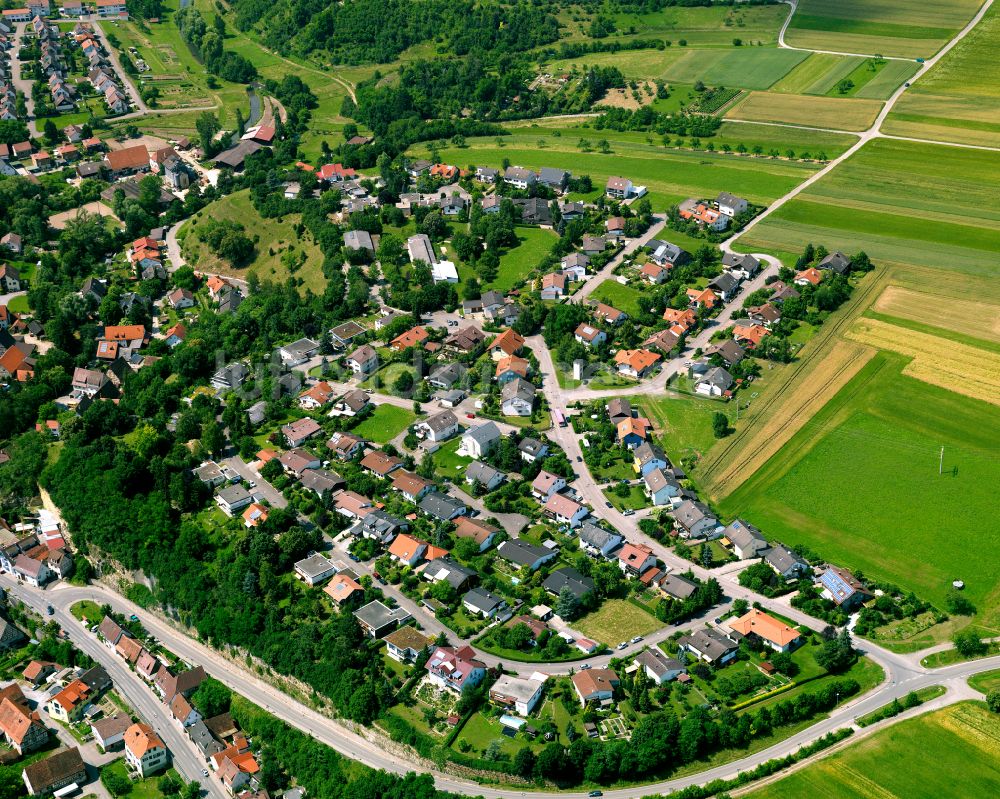 Reusten aus der Vogelperspektive: Wohngebiet einer Einfamilienhaus- Siedlung in Reusten im Bundesland Baden-Württemberg, Deutschland