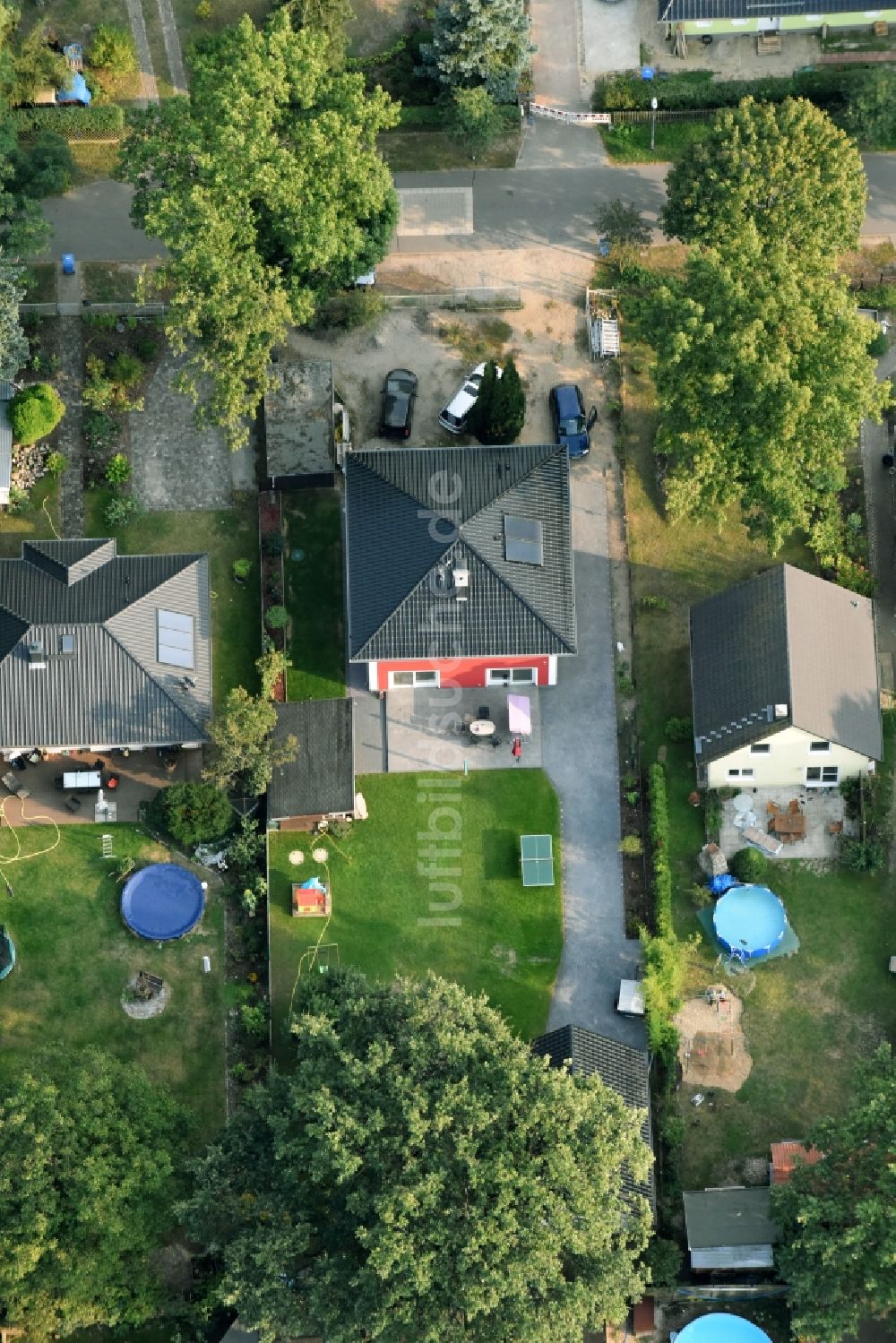 Luftaufnahme Fredersdorf-Vogelsdorf - Wohngebiet einer Einfamilienhaus- Siedlung Richard-Wagner-Straße in Fredersdorf-Vogelsdorf im Bundesland Brandenburg