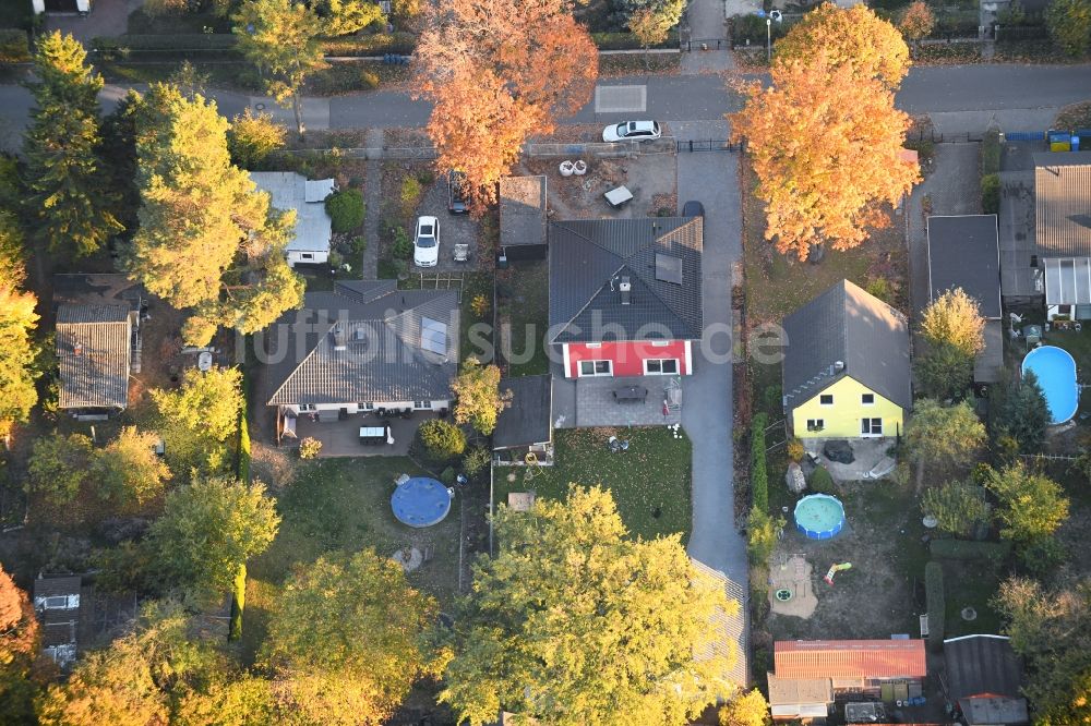 Luftbild Fredersdorf-Vogelsdorf - Wohngebiet einer Einfamilienhaus- Siedlung Richard-Wagner-Straße in Fredersdorf-Vogelsdorf im Bundesland Brandenburg