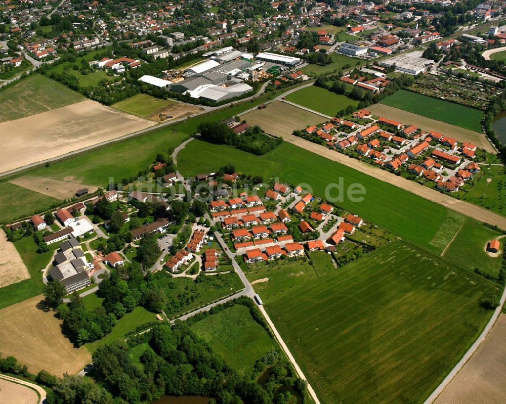 Luftaufnahme Schalldorf - Wohngebiet einer Einfamilienhaus- Siedlung in Schalldorf im Bundesland Bayern, Deutschland