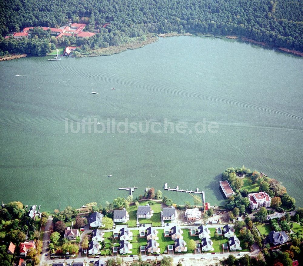 Luftbild Zeuthen - Wohngebiet einer Einfamilienhaus- Siedlung Seegarten in Zeuthen im Bundesland Brandenburg, Deutschland