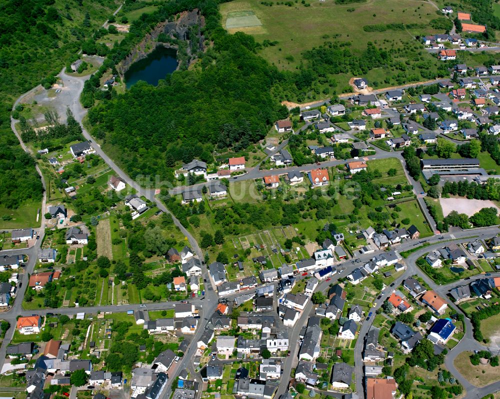 Luftaufnahme Seelbach - Wohngebiet einer Einfamilienhaus- Siedlung in Seelbach im Bundesland Hessen, Deutschland