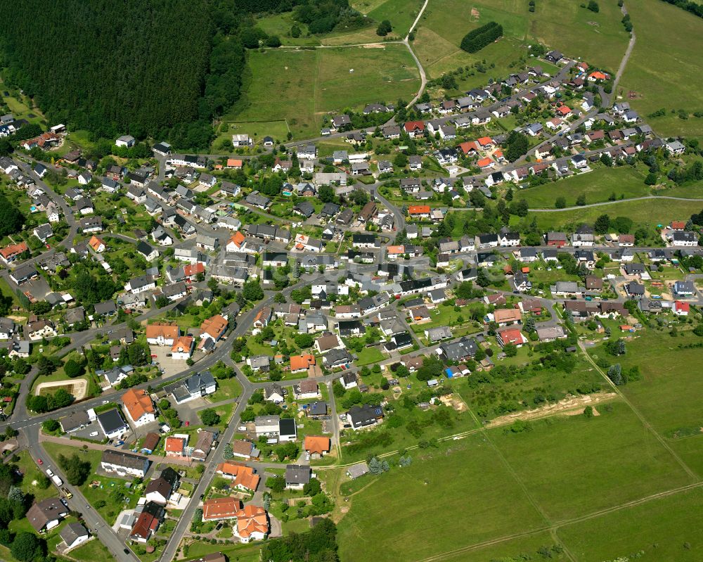 Seelbach aus der Vogelperspektive: Wohngebiet einer Einfamilienhaus- Siedlung in Seelbach im Bundesland Hessen, Deutschland