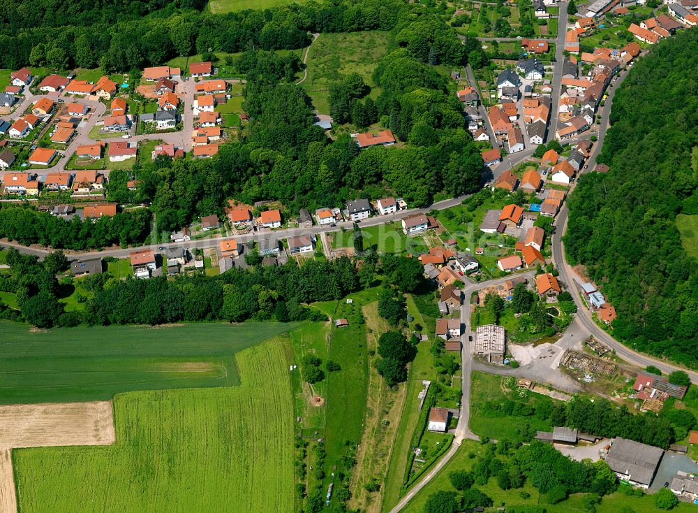 Sippersfeld von oben - Wohngebiet einer Einfamilienhaus- Siedlung in Sippersfeld im Bundesland Rheinland-Pfalz, Deutschland