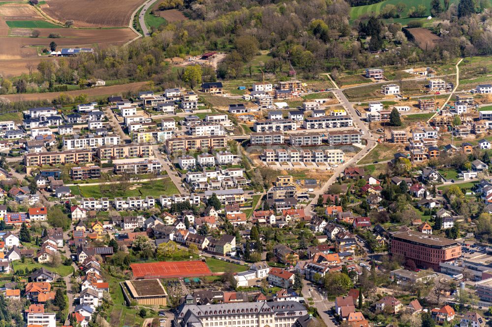 Lahr/Schwarzwald von oben - Wohngebiet einer Einfamilienhaus- Siedlung Stadtteil Hosenmatten in Burkheim in Lahr/Schwarzwald im Bundesland Baden-Württemberg, Deutschland