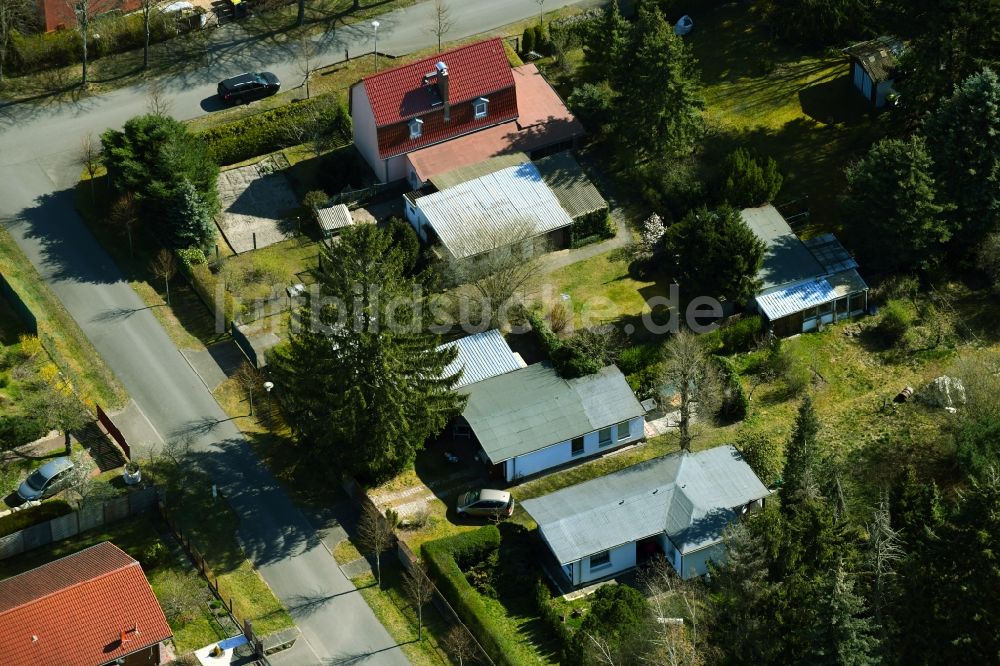 Luftaufnahme Gorinsee - Wohngebiet einer Einfamilienhaus- Siedlung Str. zum See - Ahornweg in Gorinsee im Bundesland Brandenburg, Deutschland