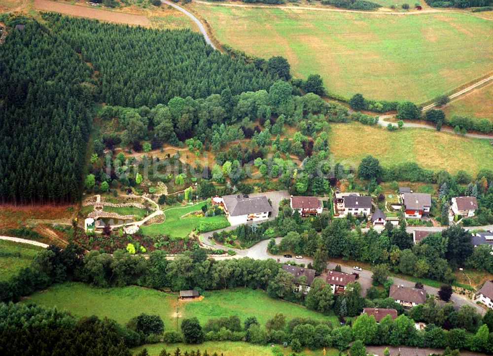 Luftbild Lennestadt - Wohngebiet einer Einfamilienhaus- Siedlung Straße Am Krähenberg in Lennestadt im Bundesland Nordrhein-Westfalen