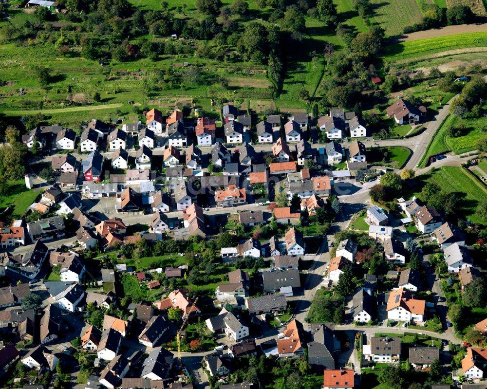 Sulzbach aus der Vogelperspektive: Wohngebiet einer Einfamilienhaus- Siedlung in Sulzbach im Bundesland Baden-Württemberg, Deutschland