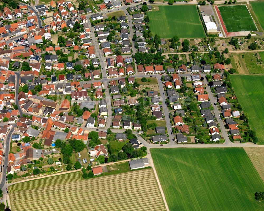 Udenheim von oben - Wohngebiet einer Einfamilienhaus- Siedlung in Udenheim im Bundesland Rheinland-Pfalz