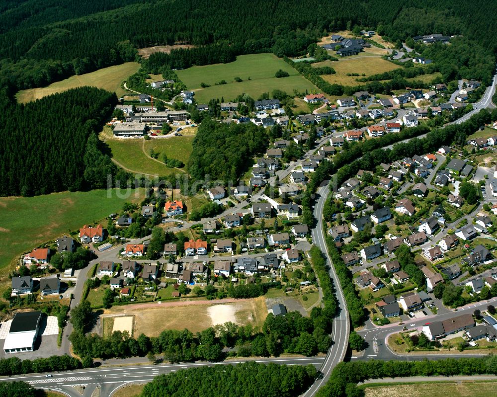 Luftbild Valbert - Wohngebiet einer Einfamilienhaus- Siedlung in Valbert im Bundesland Nordrhein-Westfalen, Deutschland