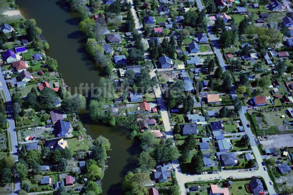 Vogelsdorf von oben - Wohngebiet einer Einfamilienhaus- Siedlung in Vogelsdorf im Bundesland Brandenburg