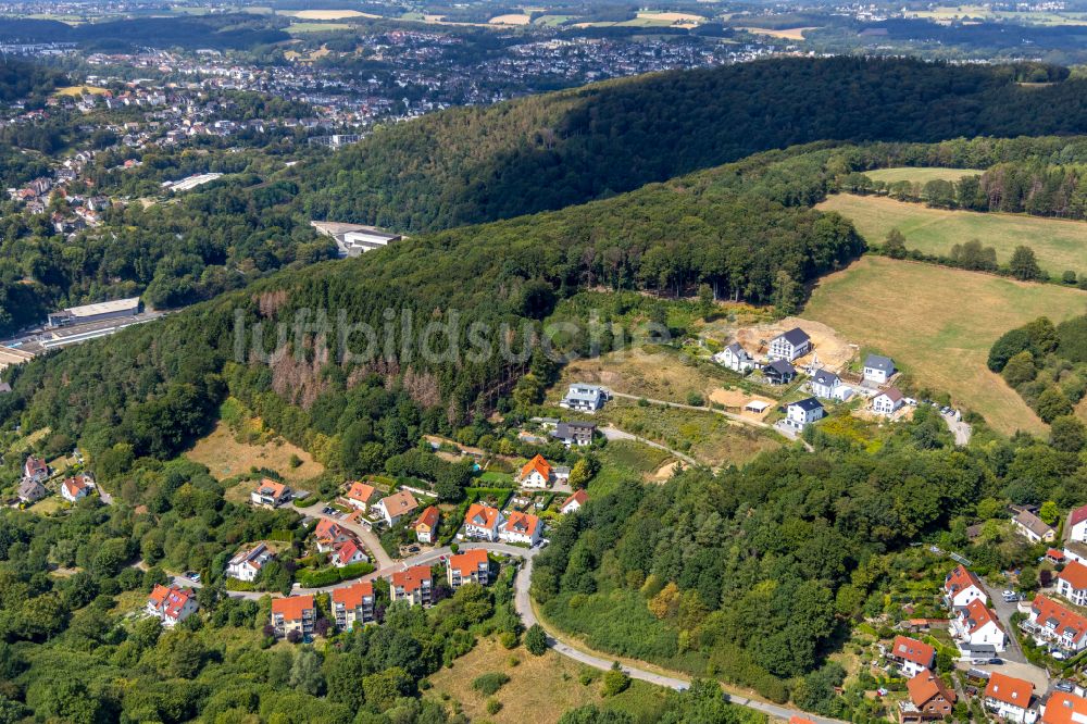 Ennepetal von oben - Wohngebiet einer Einfamilienhaus- Siedlung im Waldgebiet in Ennepetal im Bundesland Nordrhein-Westfalen, Deutschland