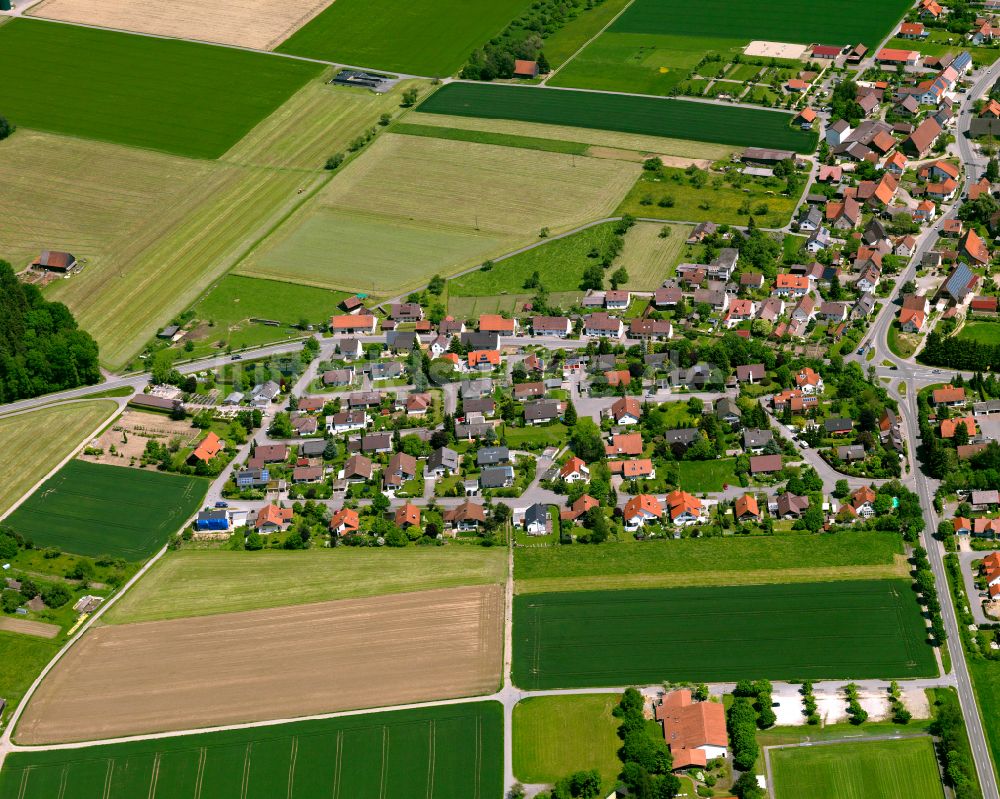 Luftaufnahme Warthausen - Wohngebiet einer Einfamilienhaus- Siedlung in Warthausen im Bundesland Baden-Württemberg, Deutschland