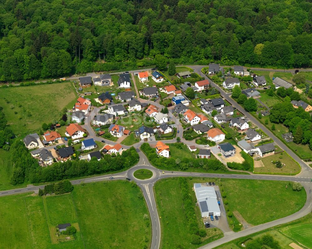 Luftbild Welschneudorf - Wohngebiet einer Einfamilienhaus- Siedlung in Welschneudorf im Bundesland Rheinland-Pfalz