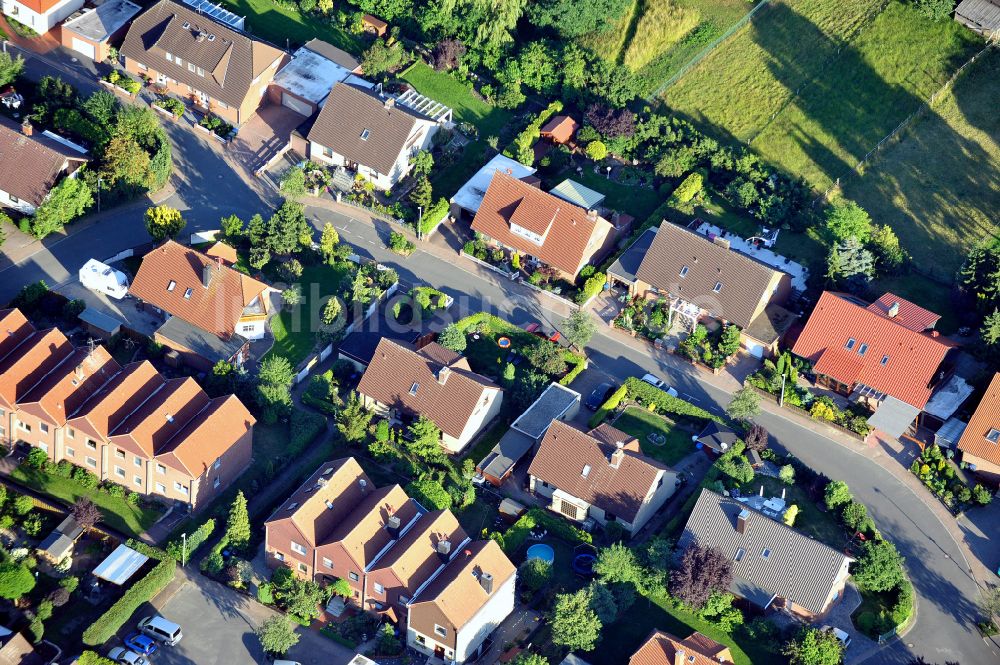 Luftbild Wolfsburg - Wohngebiet einer Einfamilienhaus- Siedlung in Wolfsburg im Bundesland Niedersachsen, Deutschland