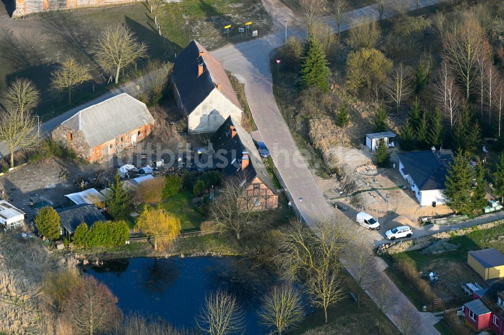 Groß Daberkow aus der Vogelperspektive: Wohngebiet einer Einfamilienhaus- Siedlung Zum Pastorhaus in Groß Daberkow im Bundesland Mecklenburg-Vorpommern, Deutschland