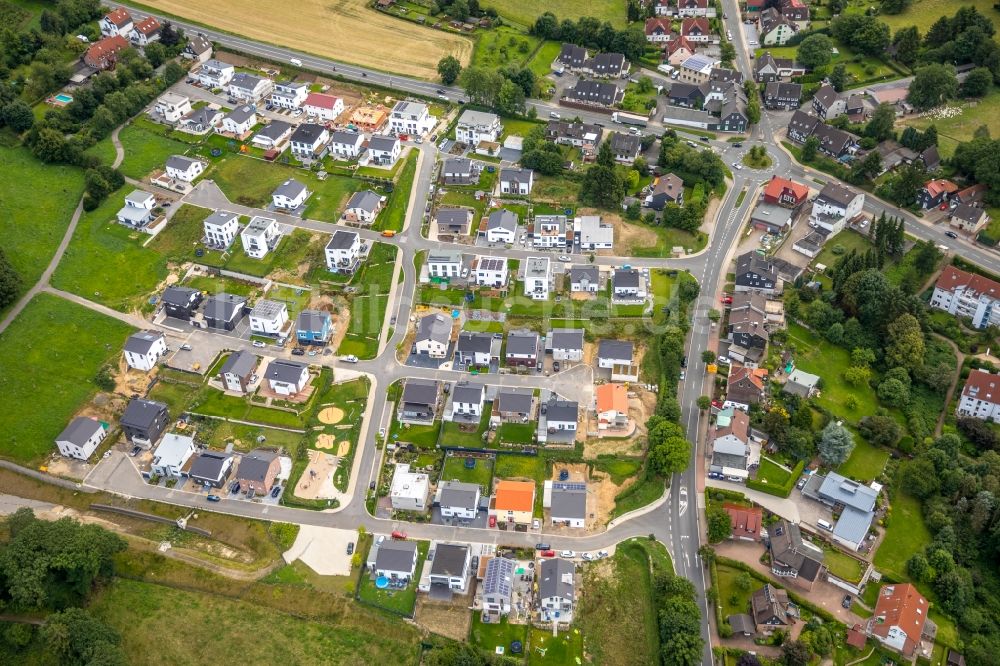 Schwelm von oben - Wohngebiet einer Einfamilienhaus- Siedlung zwischen Frankfurter Straße und Winterberger Straße in Schwelm im Bundesland Nordrhein-Westfalen