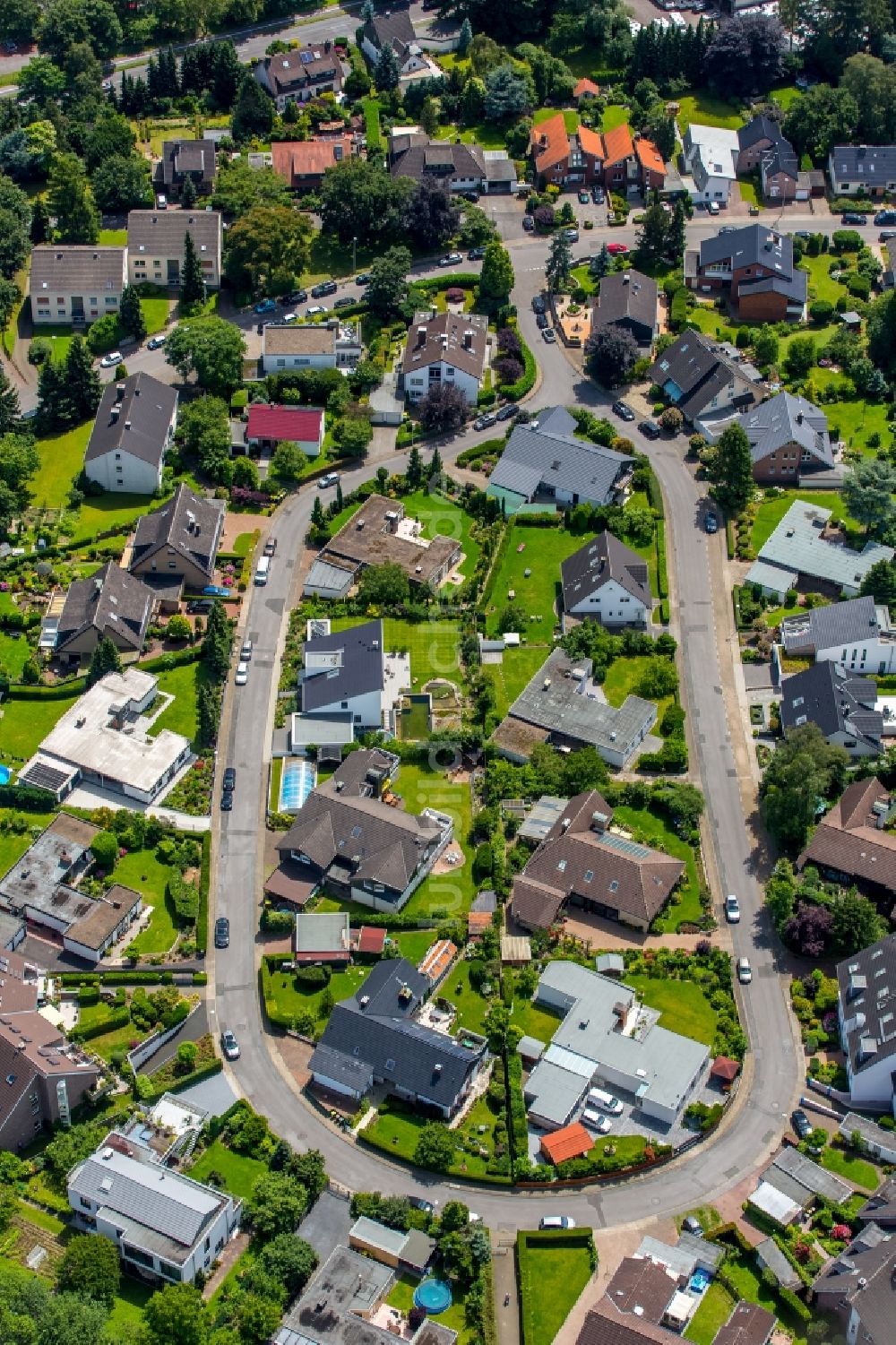 Mülheim an der Ruhr von oben - Wohngebiet einer Einfamilienhaussiedlung am Wacholderring in Mülheim an der Ruhr im Bundesland Nordrhein-Westfalen