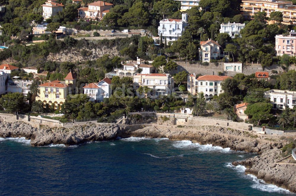 MONACO aus der Vogelperspektive: Wohngebiet entlang der Avenue Raymond Gramaglia in Cap-d' Ail