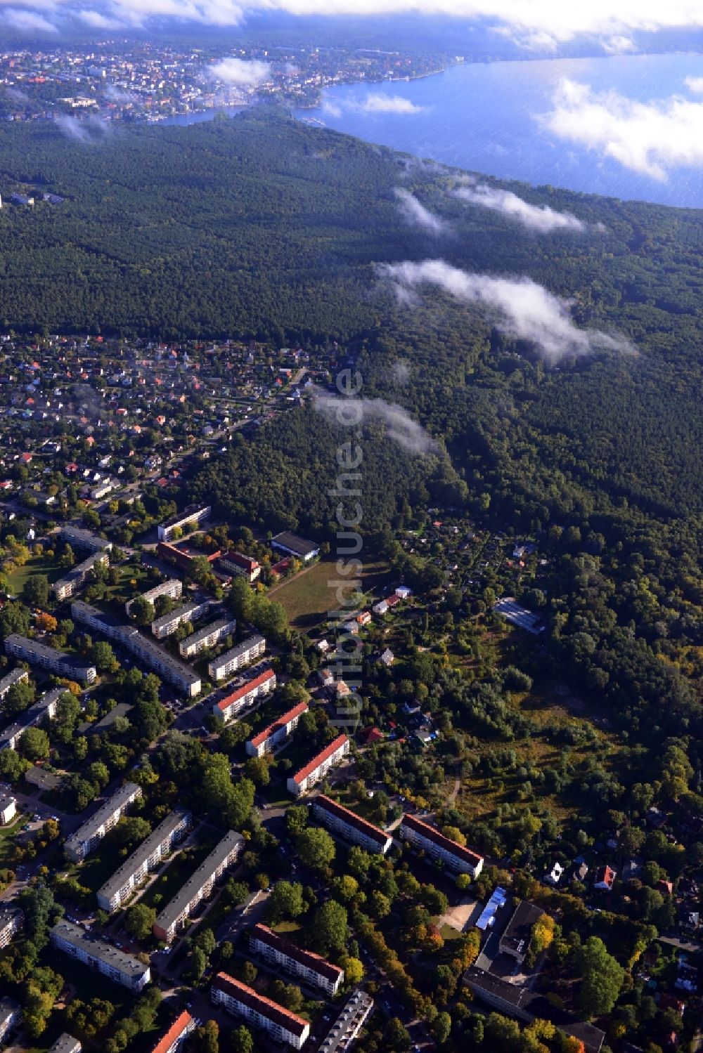 Berlin Köpenick aus der Vogelperspektive: Wohngebiet am Feldblumenweg - Grüne Trift am Stadtrand des Stadtteiles Köpenick in Berlin