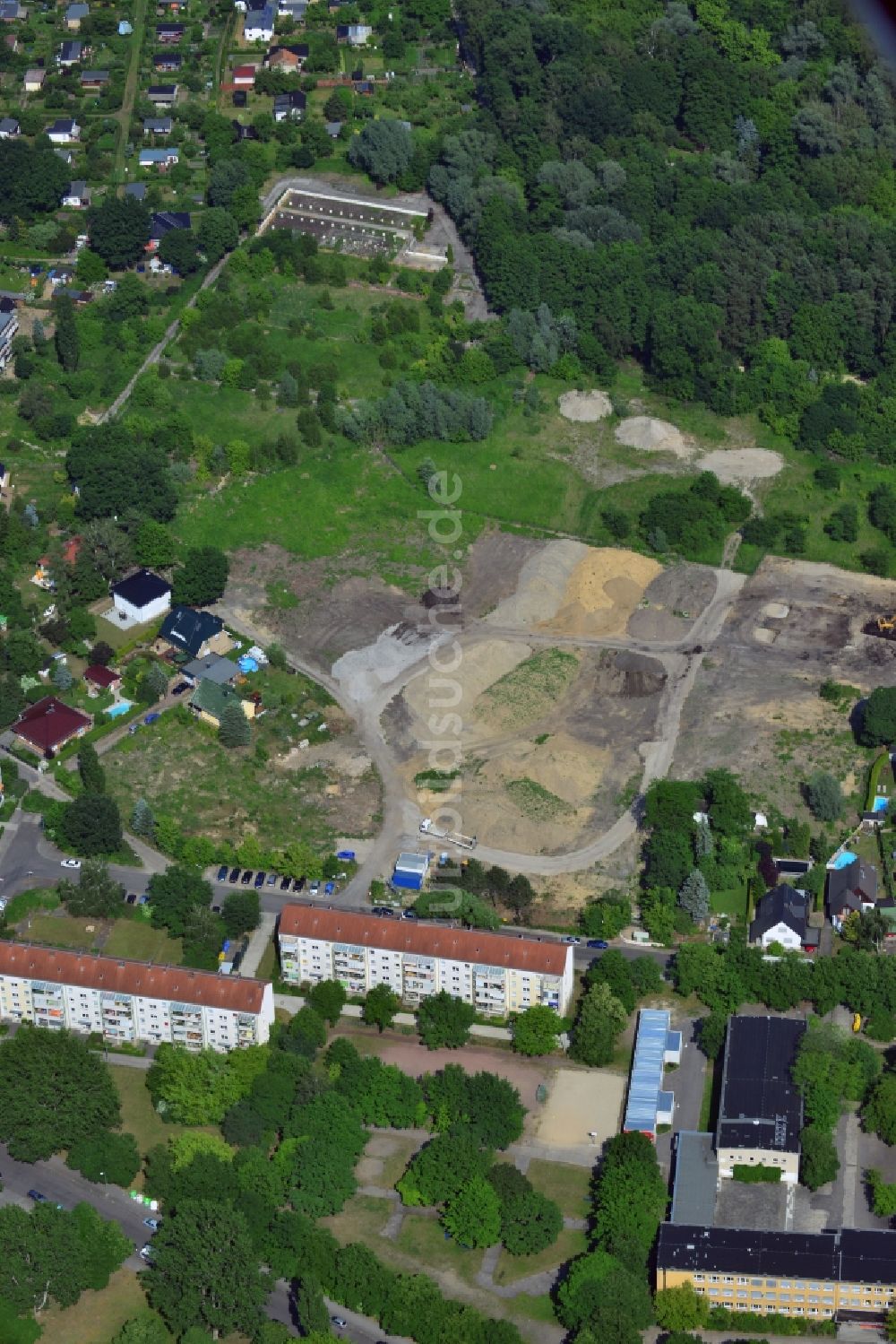 Luftaufnahme Berlin Köpenick - Wohngebiet am Feldblumenweg - Grüne Trift am Stadtrand des Stadtteiles Köpenick in Berlin