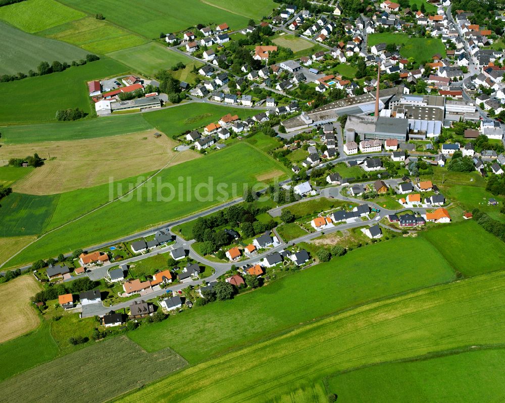 Luftaufnahme Altstammbach - Wohngebiet am Feldrand in Altstammbach im Bundesland Bayern, Deutschland