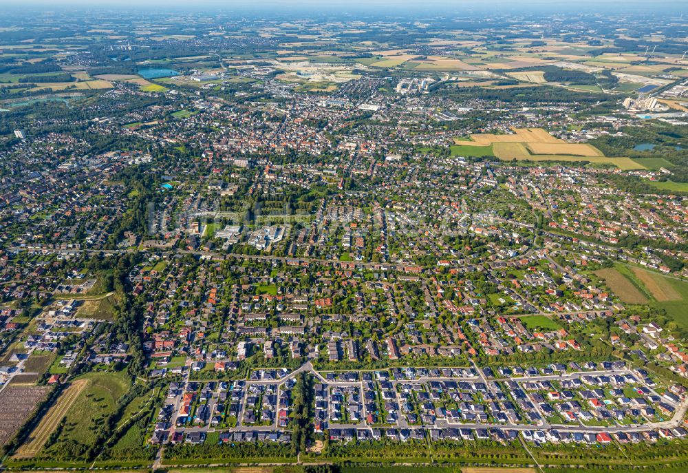 Luftaufnahme Beckum - Wohngebiet am Feldrand in Beckum im Bundesland Nordrhein-Westfalen, Deutschland