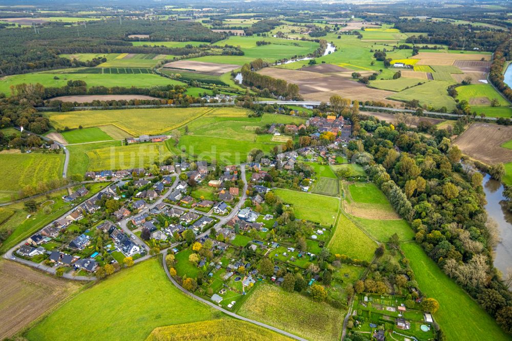 Luftbild Krudenburg - Wohngebiet am Feldrand in Krudenburg im Bundesland Nordrhein-Westfalen, Deutschland