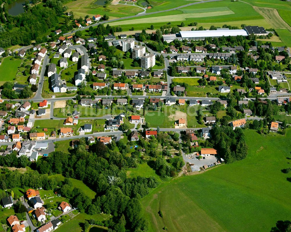 Luftbild Neuenreuth - Wohngebiet am Feldrand in Neuenreuth im Bundesland Bayern, Deutschland