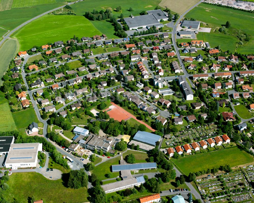 Luftbild Neuenreuth - Wohngebiet am Feldrand in Neuenreuth im Bundesland Bayern, Deutschland