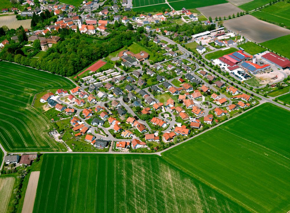 Oberstadion von oben - Wohngebiet am Feldrand in Oberstadion im Bundesland Baden-Württemberg, Deutschland