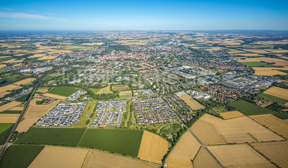 Soest von oben - Wohngebiet am Feldrand in Soest im Bundesland Nordrhein-Westfalen, Deutschland