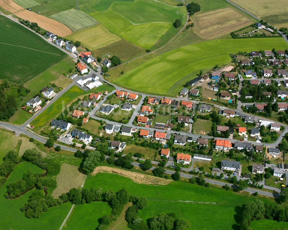 Luftaufnahme Tauperlitz - Wohngebiet am Feldrand in Tauperlitz im Bundesland Bayern, Deutschland