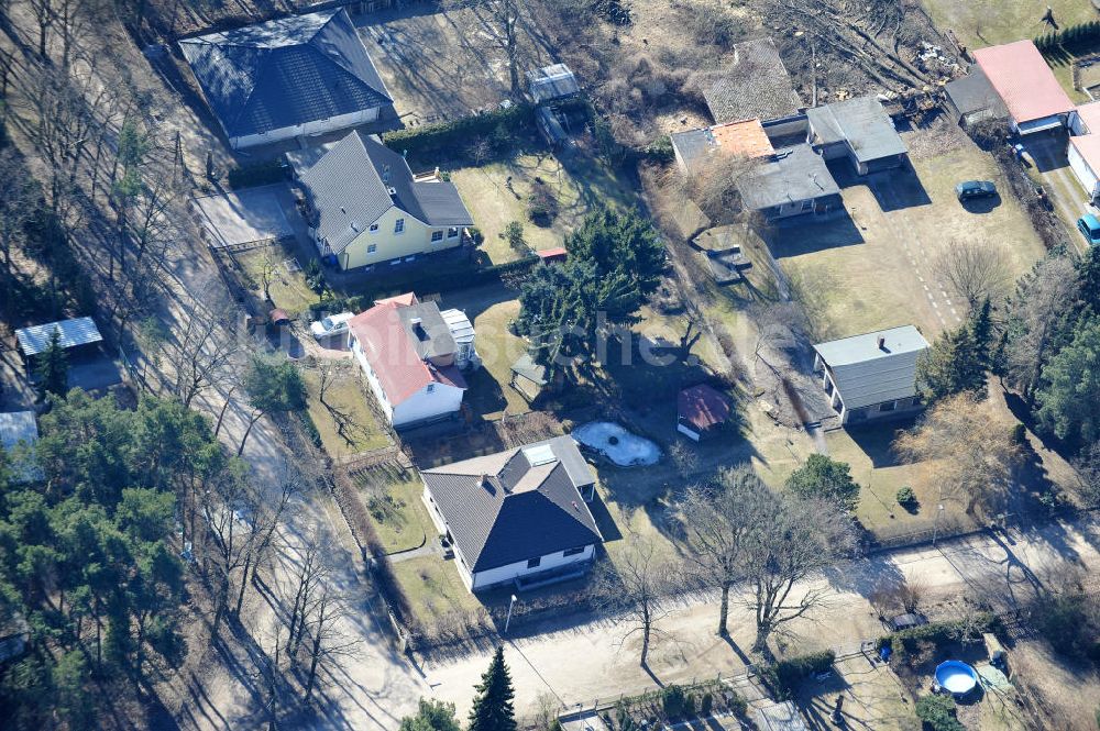 FREDERSDORF-VOGELSDORF aus der Vogelperspektive: Wohngebiet am Heideweg in Fredersdorf-Vogelsdorf